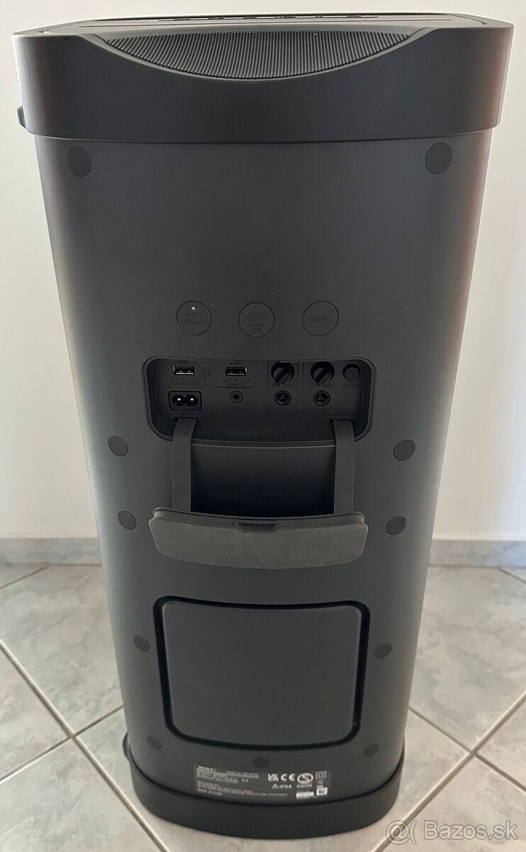 Sony SRS-XP700B - 3