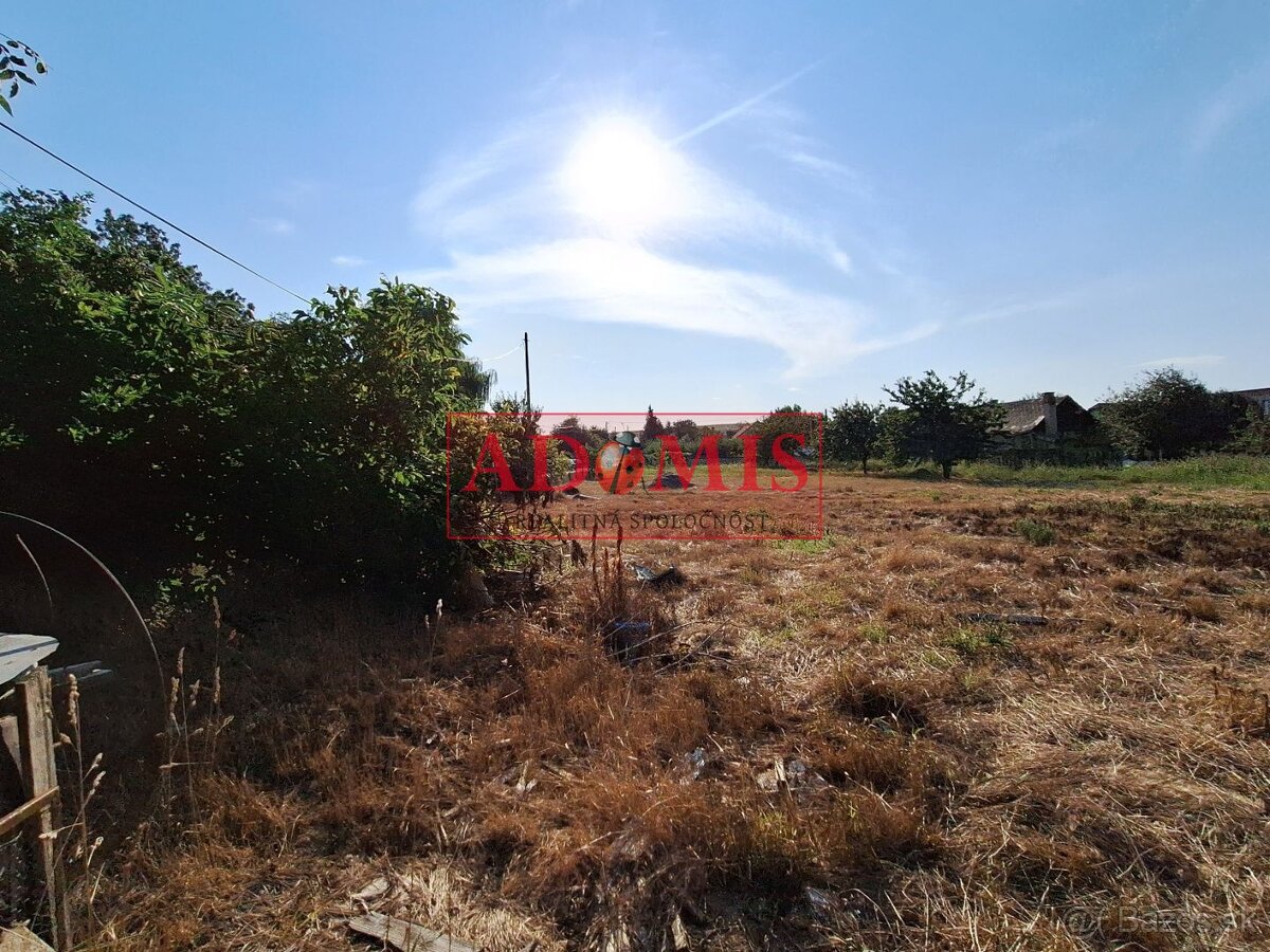 ADOMIS - Predáme stavebný pozemok na dvojdom, trojdom 1160m2 - 3