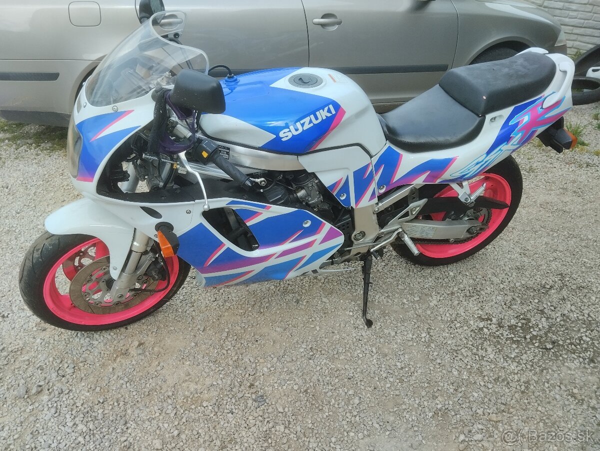 Suzuki Gsxr 750 - 3