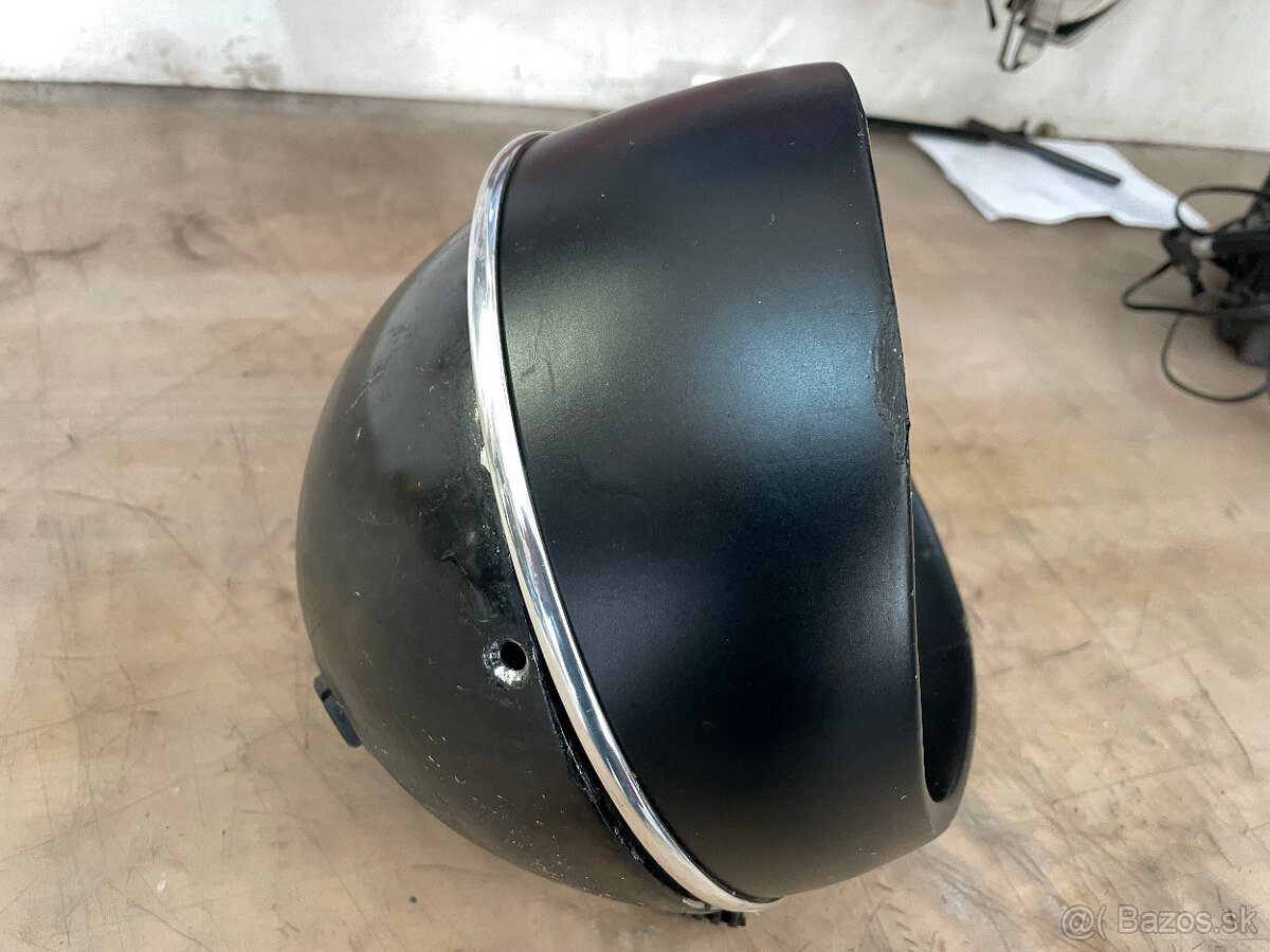 Svetlo na Intruder 1500 - 3