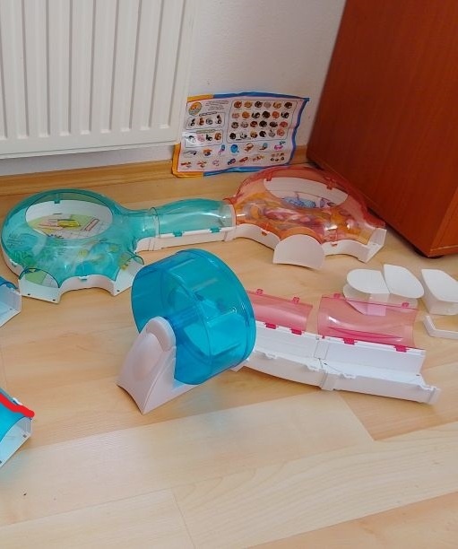 Dva domčeky a koleso na hranie - 3