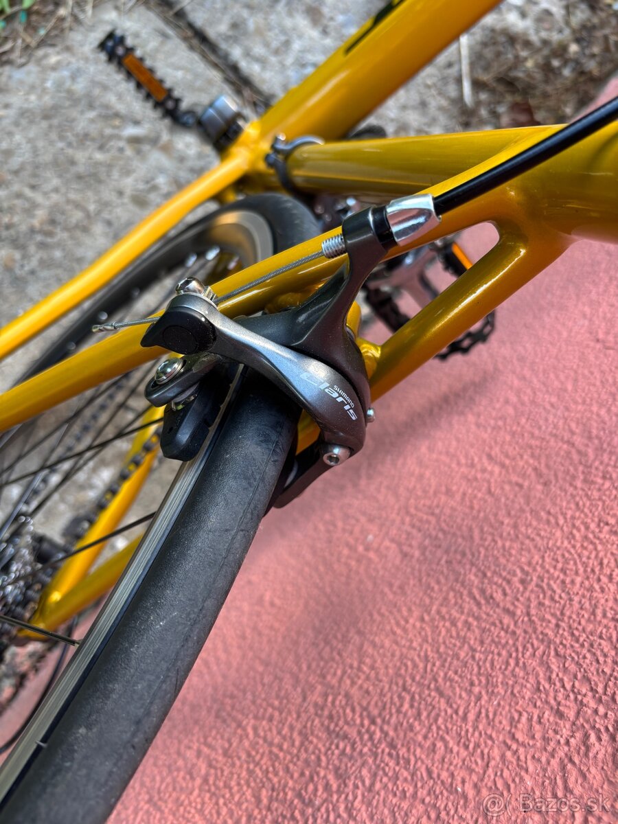 Predám cestný bicykel Romet Huragan 2 - 3