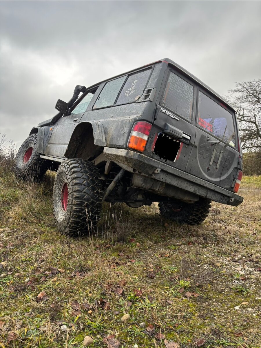 Nissan patrol y60 2.8t - 3