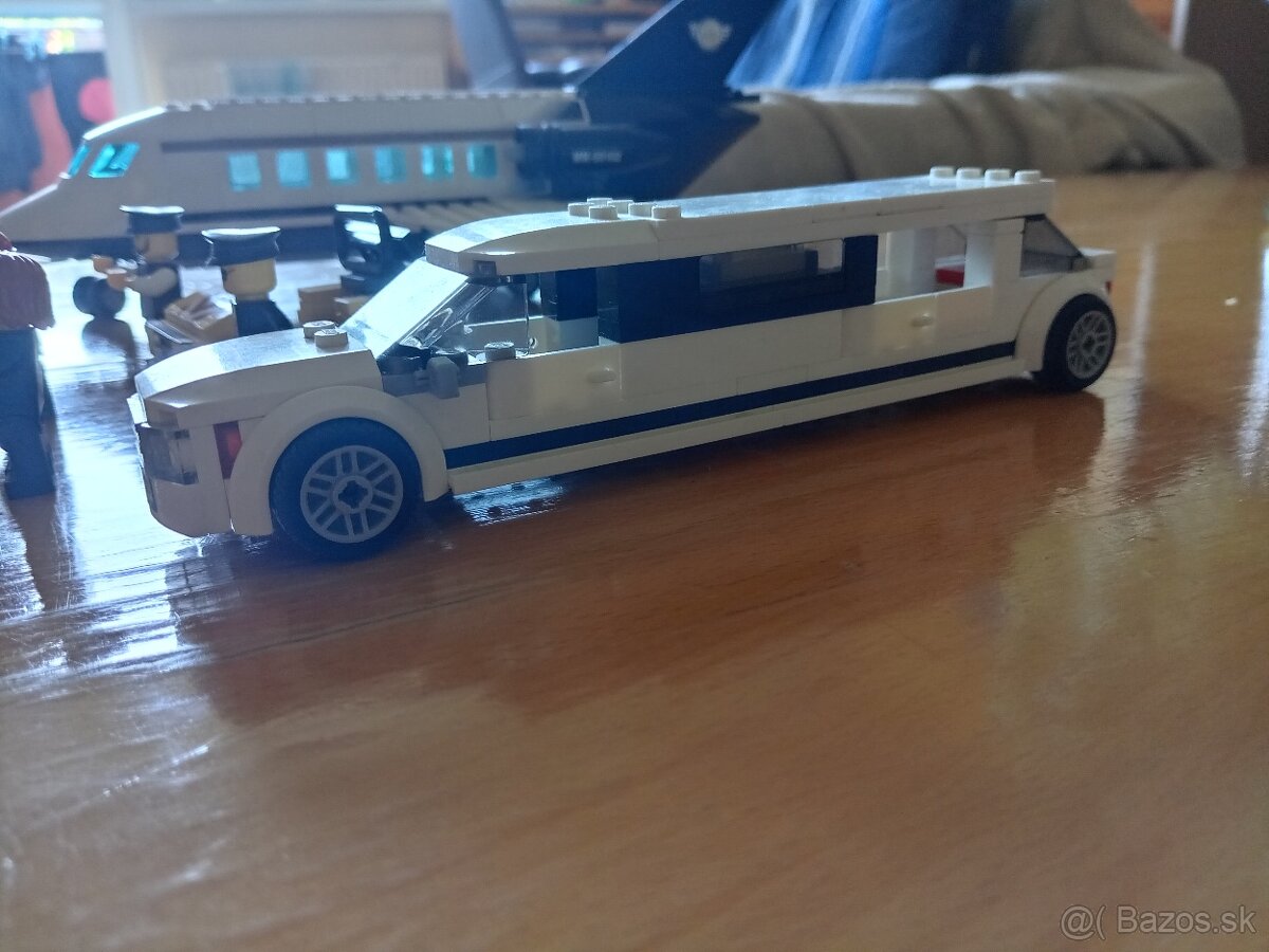 Lego City 60102 VIP servis - 3