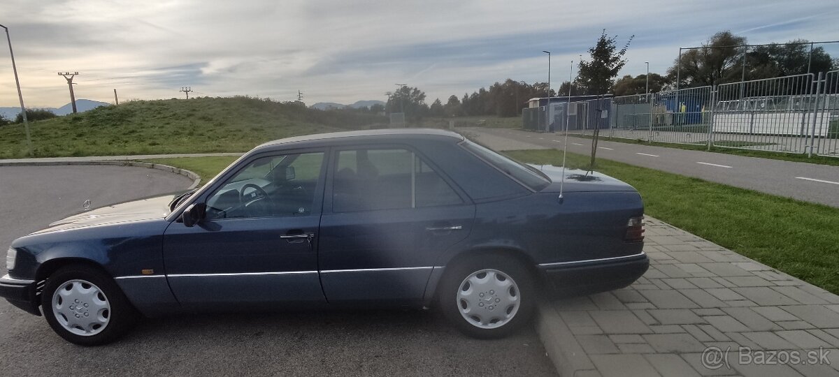 PREDÁM - VYMENÍM MERCEDES W124 - E200 - 3