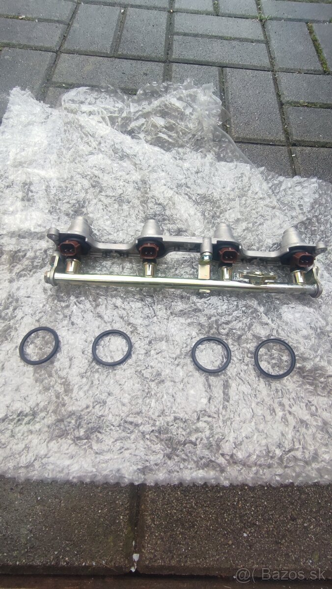 vstreky na Hondu CBR 1000 rr 2004 sc57 - 3