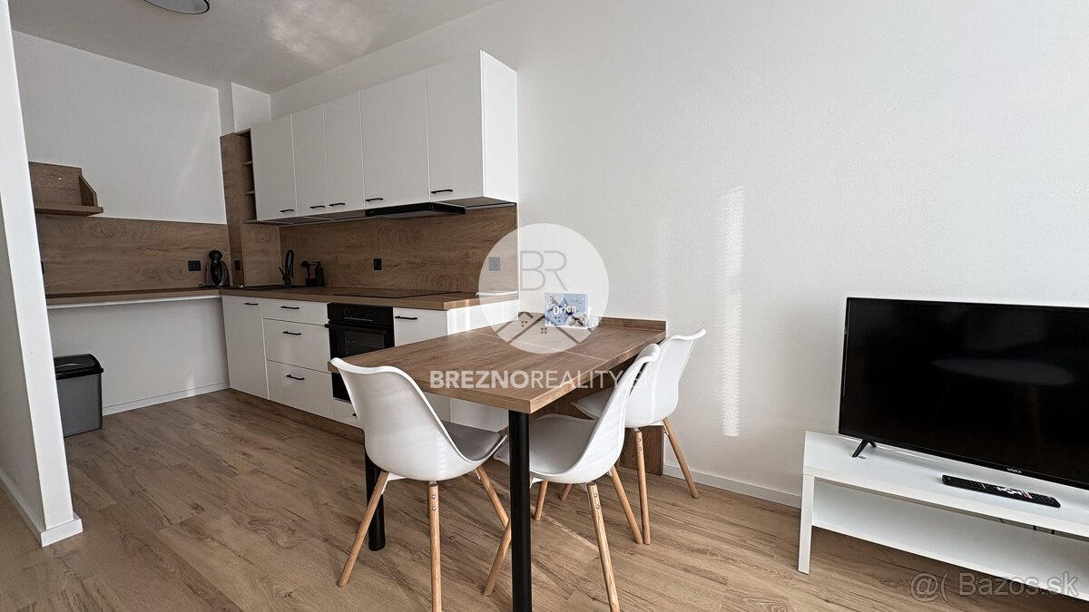 BYT NA PRENÁJOM 1KK s balkónom v novostavbe -Brezno - štvrť - 3