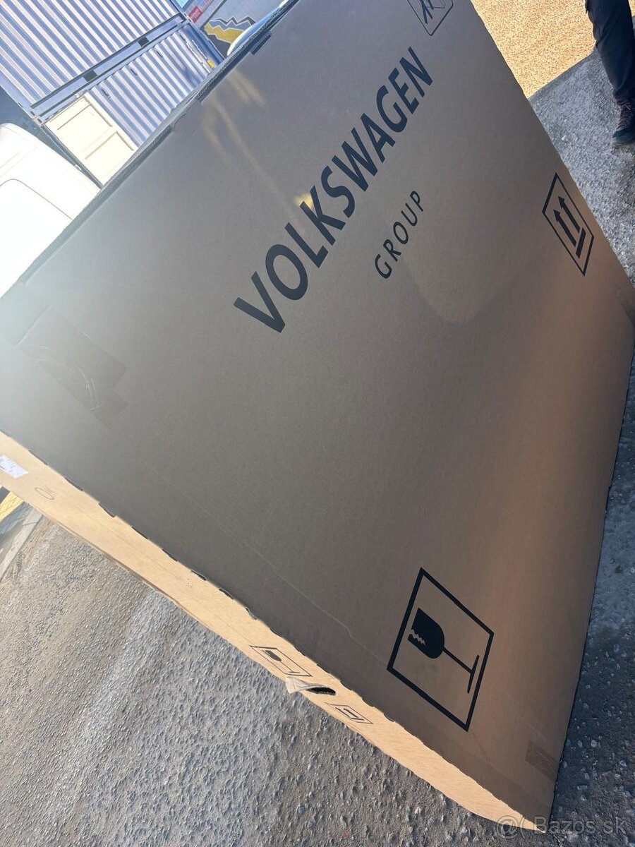 Skoda Superb 3 kapota - 3