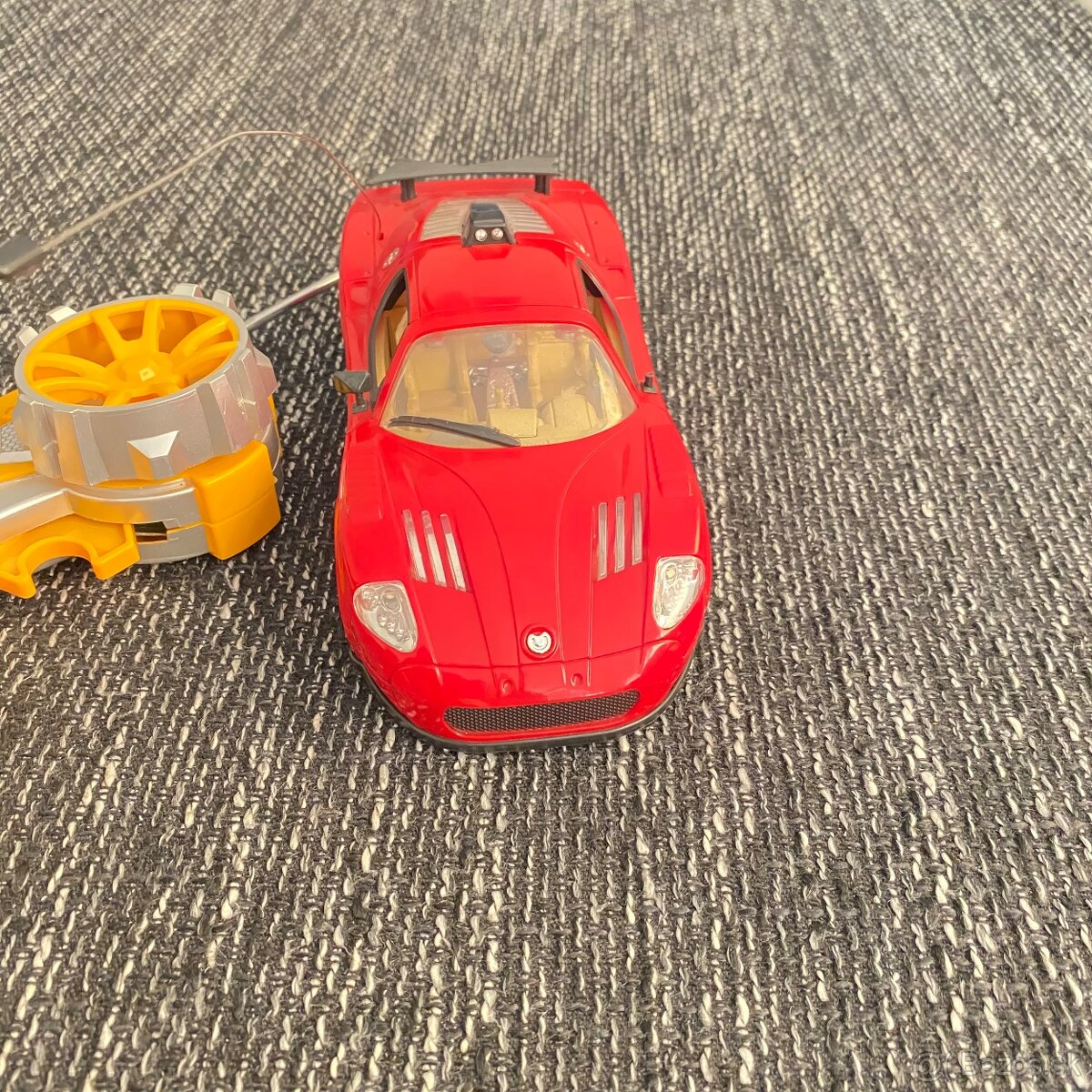 Ferrari autíčko na ovládanie - 3