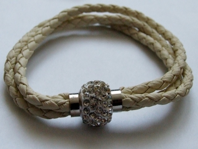 Moderne naramky s kamienkami - 3