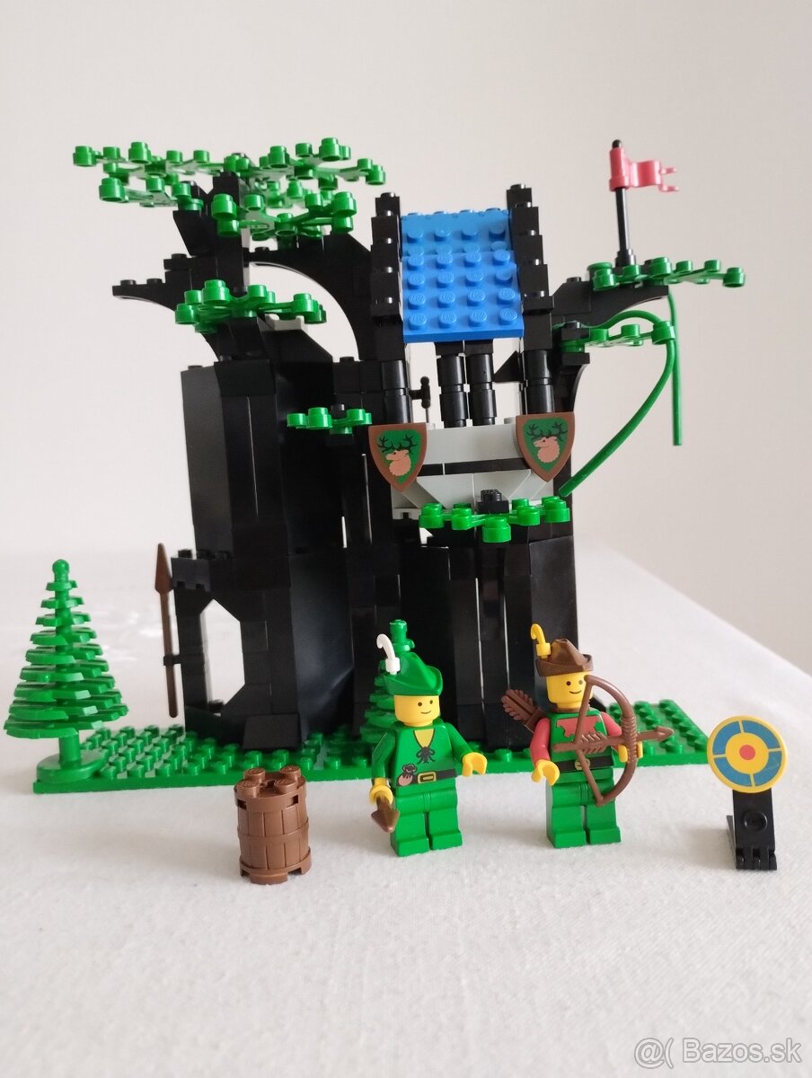 LEGO Castle 6054 Forestmen's Hideout - 3