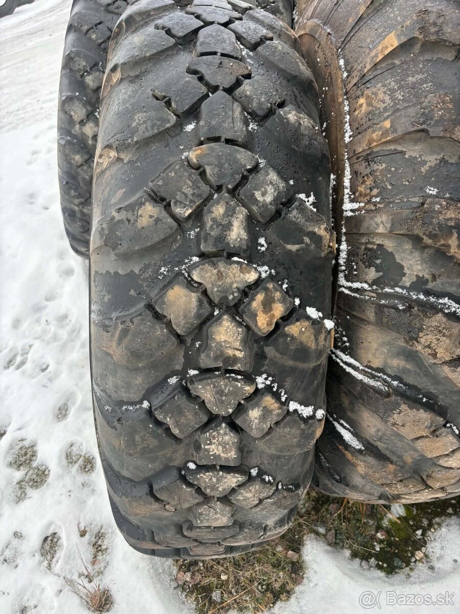 PNEUMATIKY TATRA 15,00-21 T815 - 3