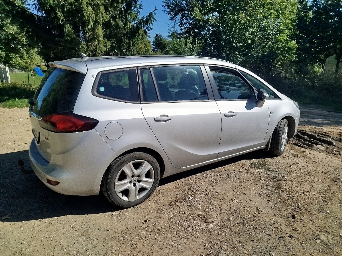 Predám OPEL ZAFIRA TOURER - 3