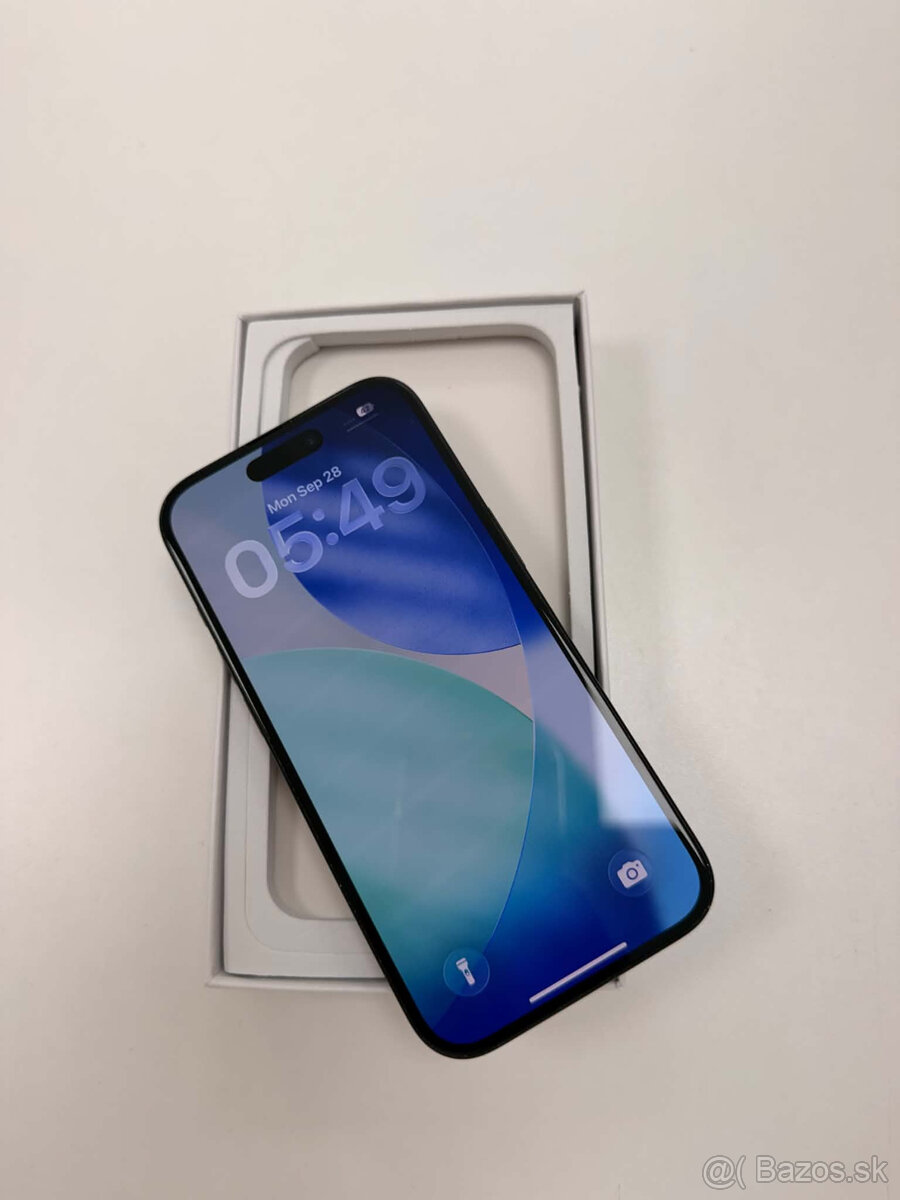 iPhone 15 128GB - 3