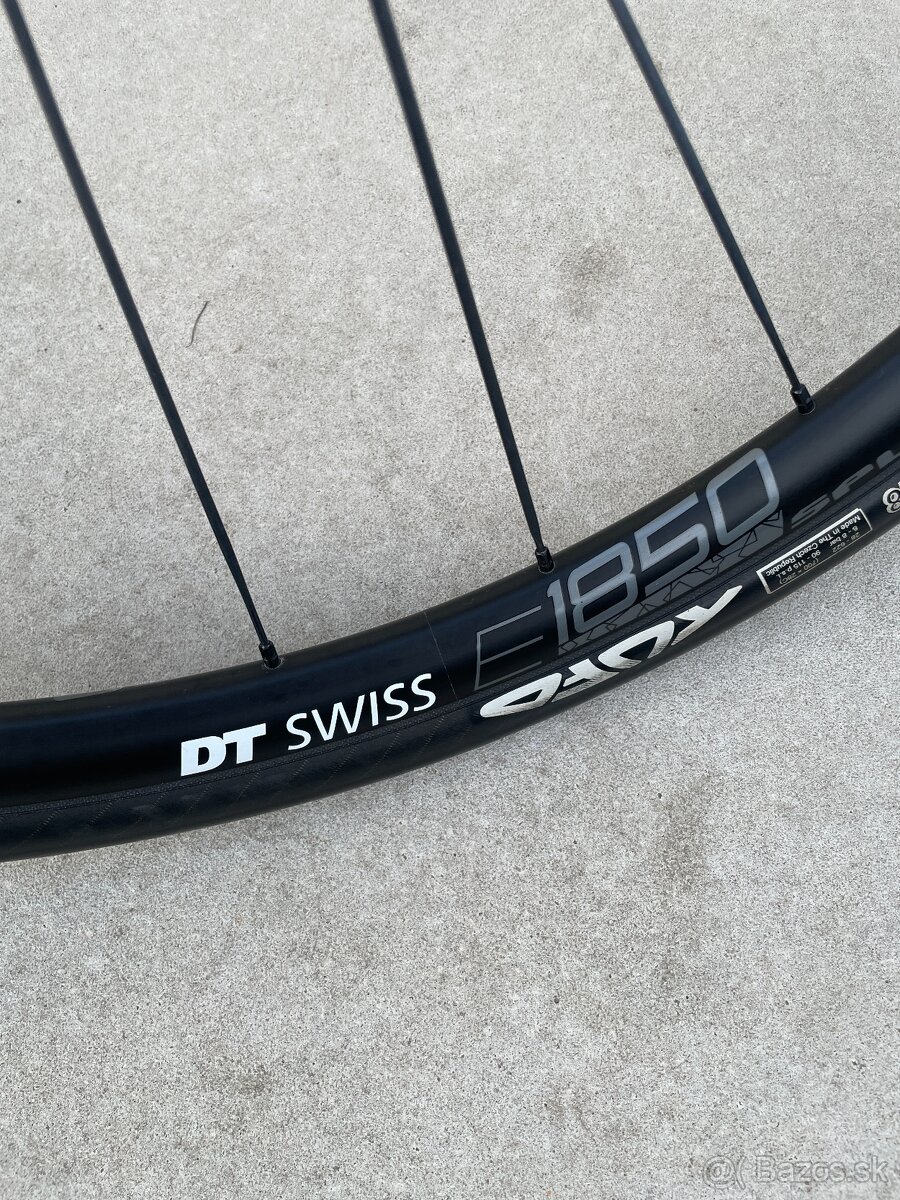 DT Swiss E 1850 622 x 20 - 3