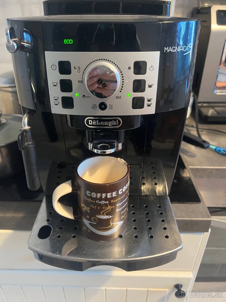 Kávovar Delonghi - 3