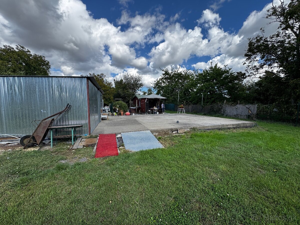 Stavebný pozemok v Leviciach s projektom pre rodinný dom - 3