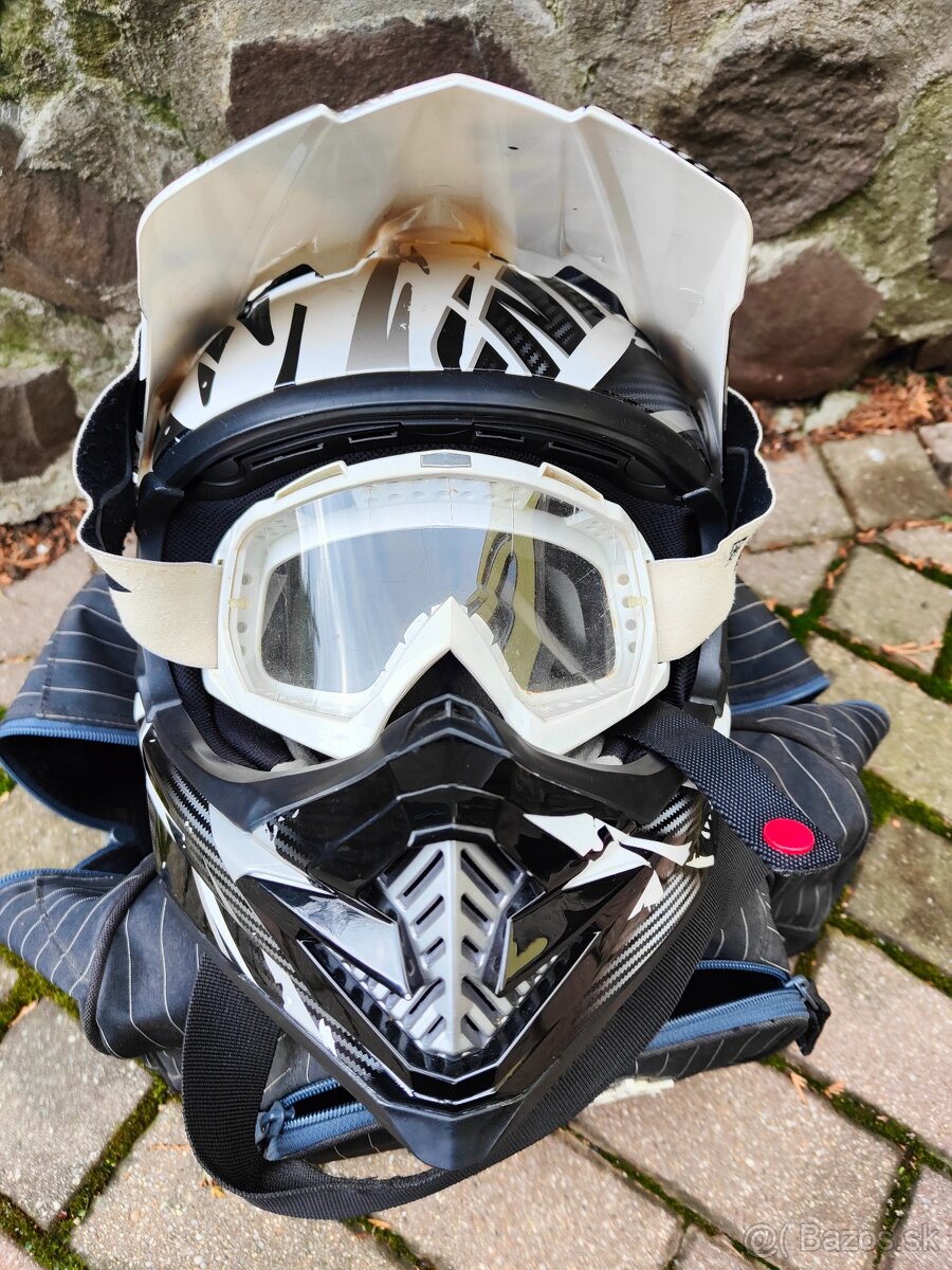 Helma zn. Kenny + taška Fox + okuliare - 3