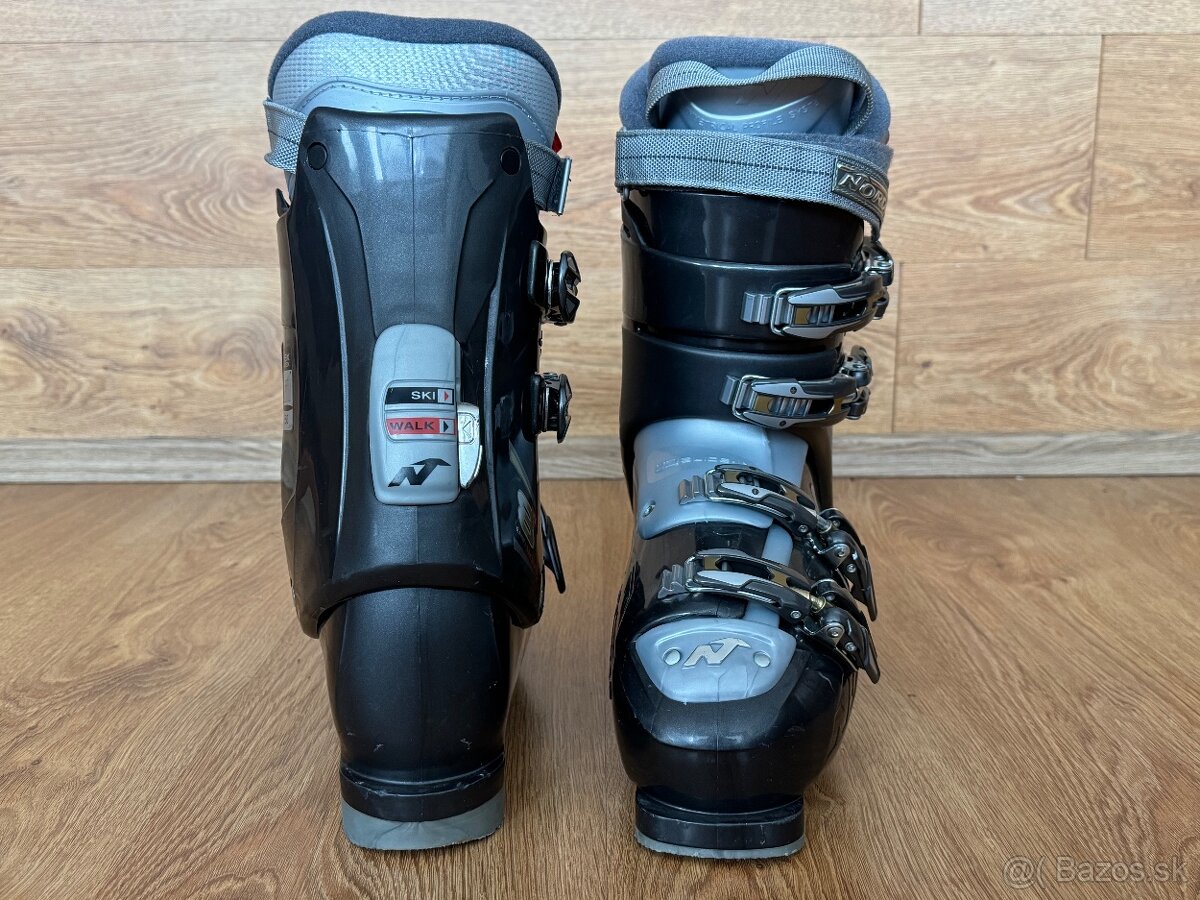 Predám lyže Blizzard Spirit 3 151cm s lyžiarkami a prilbou - 3