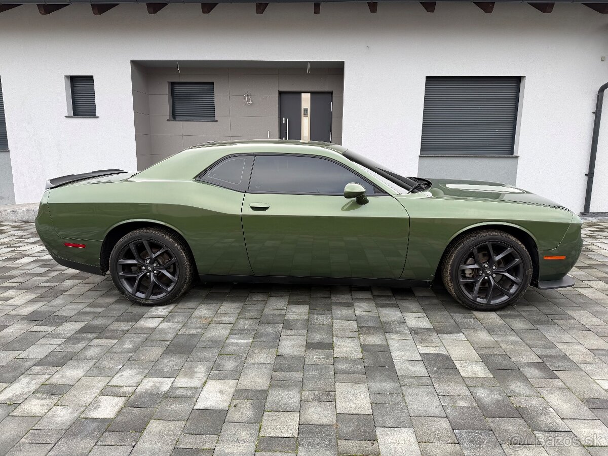 Dodge Challenger 2021r 3.6 SXT - 3