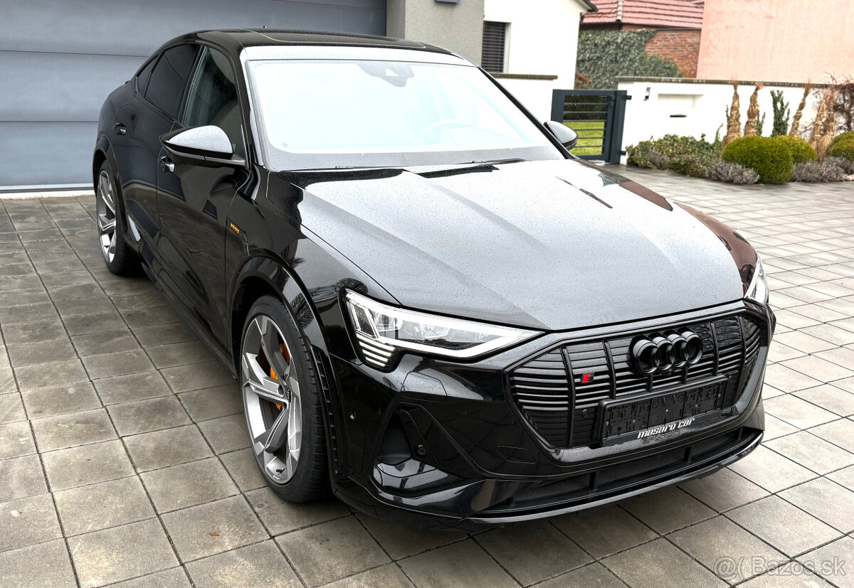 Audi e-tron, 370kw Sportback e-Tron quattro 10/2022 - 3