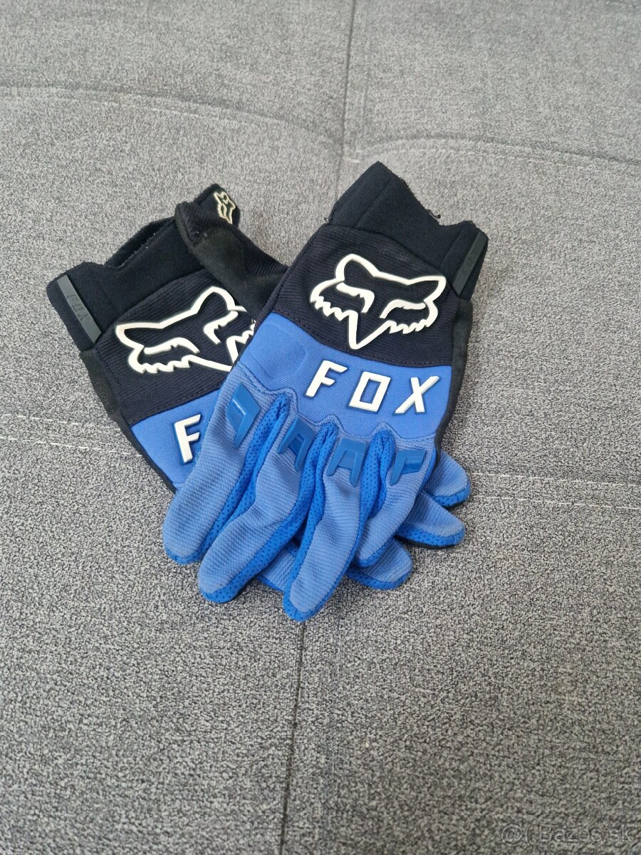 Predám výstroj na motocross