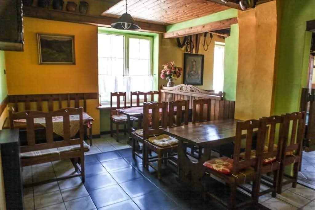 Veľký dom s pozemkom – Valaská Belá - 3