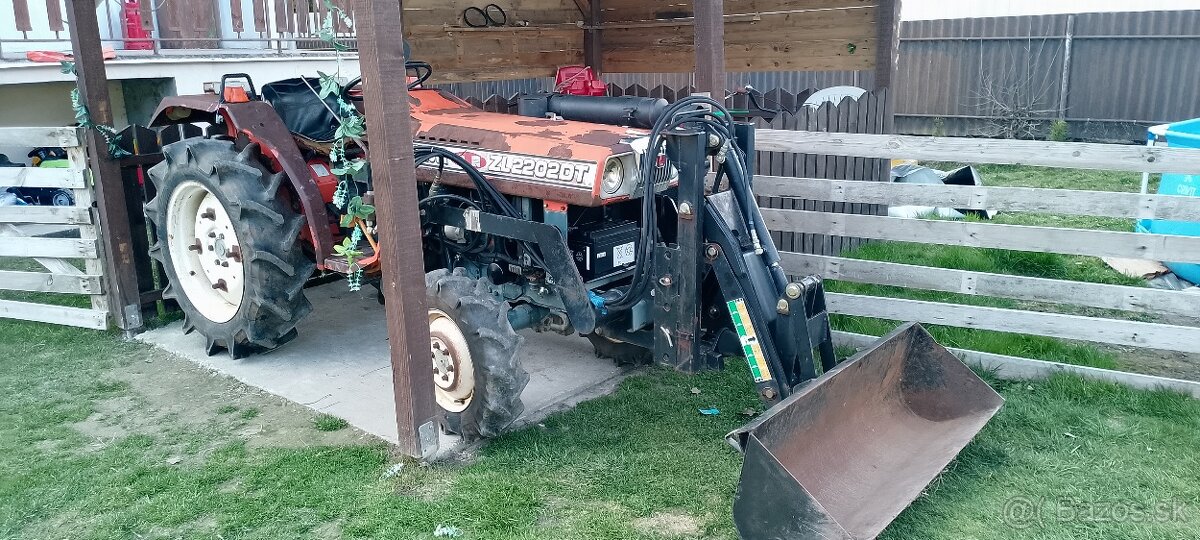 Predam malotraktor kubota l2202dt 4x4 - 3