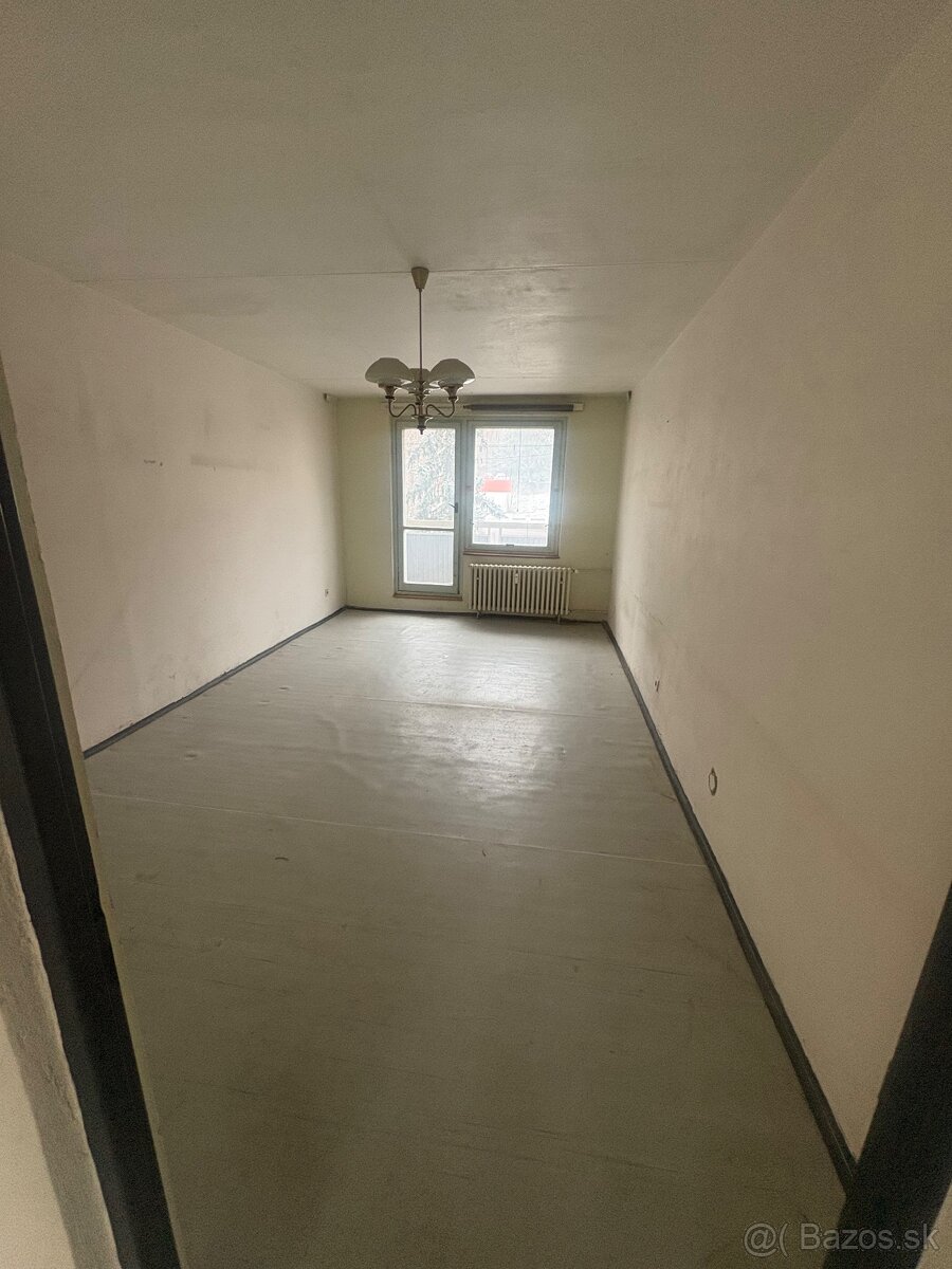 Predám 2i byt Môťová - 3