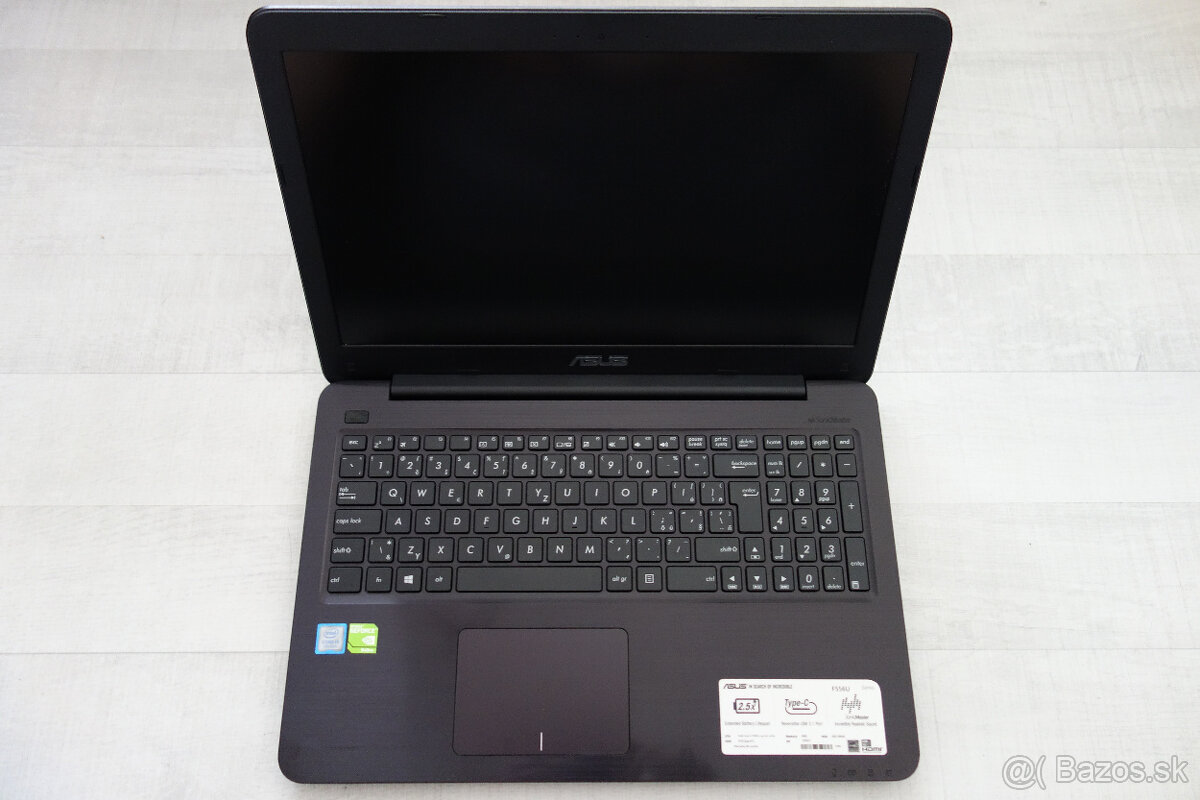ASUS Vivobook F556U - 3