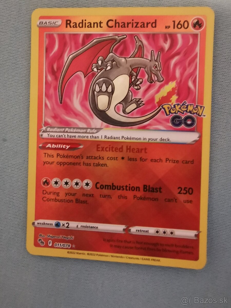 Zberateľská karta RADIANT Charizard - 3