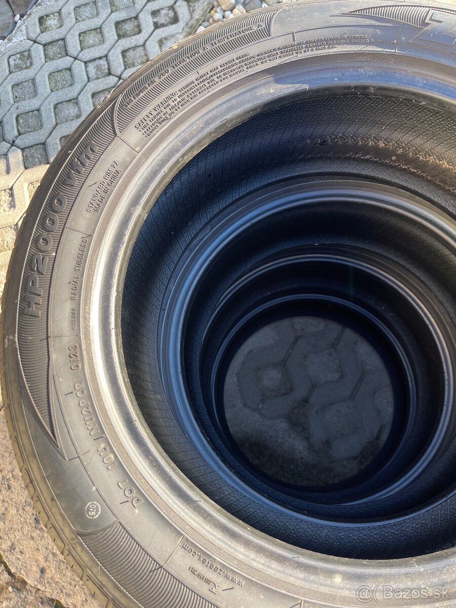 225/55 r17 letne pneumatiky - 3