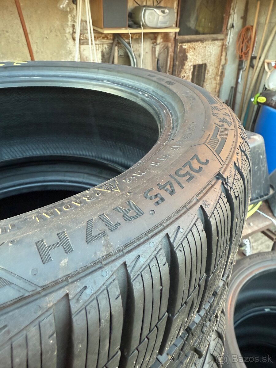 Predám zimné gumy 245/45 - 3