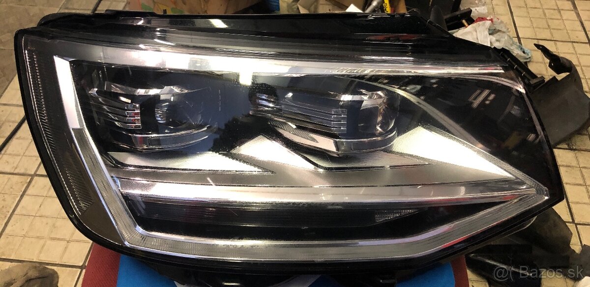 VW T6 MULTIVAN-CARAVELLE FULL LED SVETLA PRAVE AJ LAVE - 3