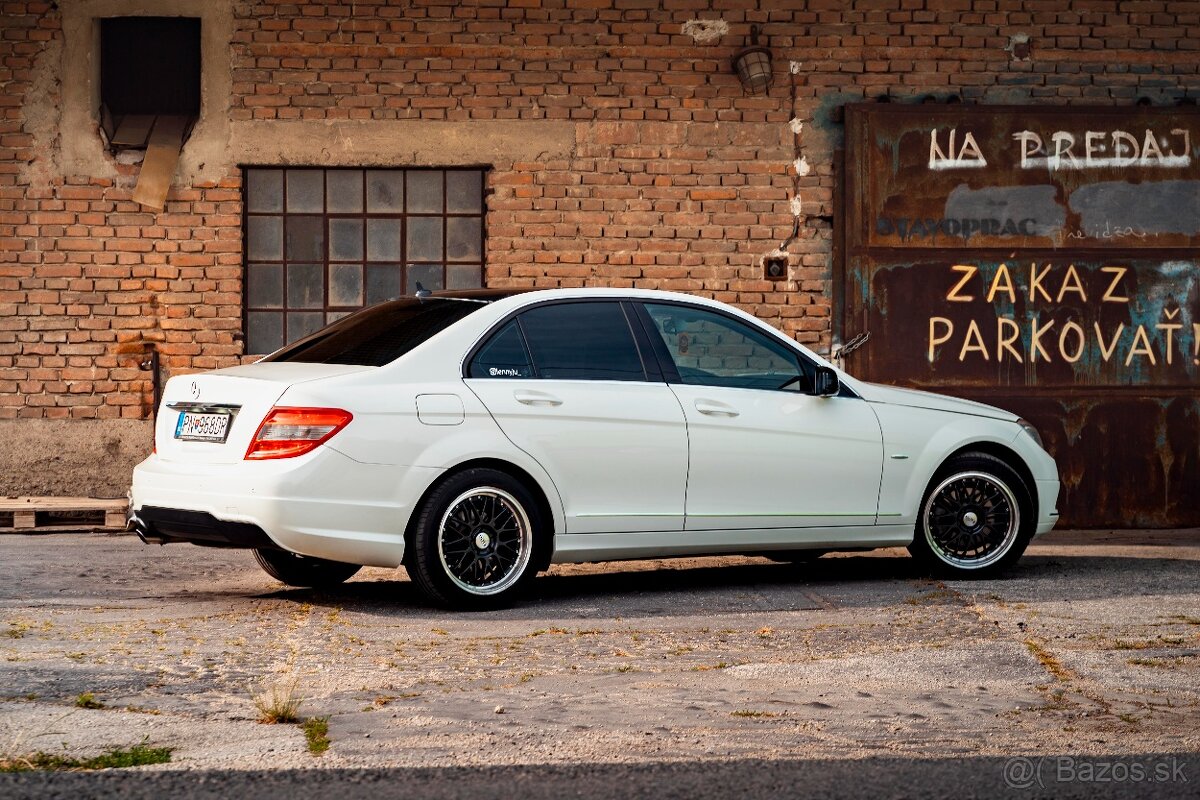 Mercedes Benz W204 C200 CDI - 3