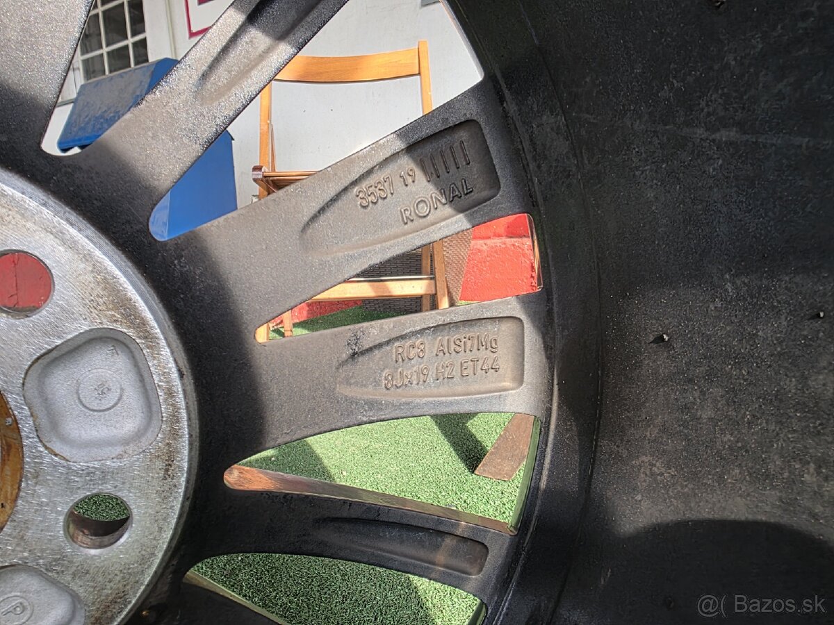 Skoda SuperB disky - 3