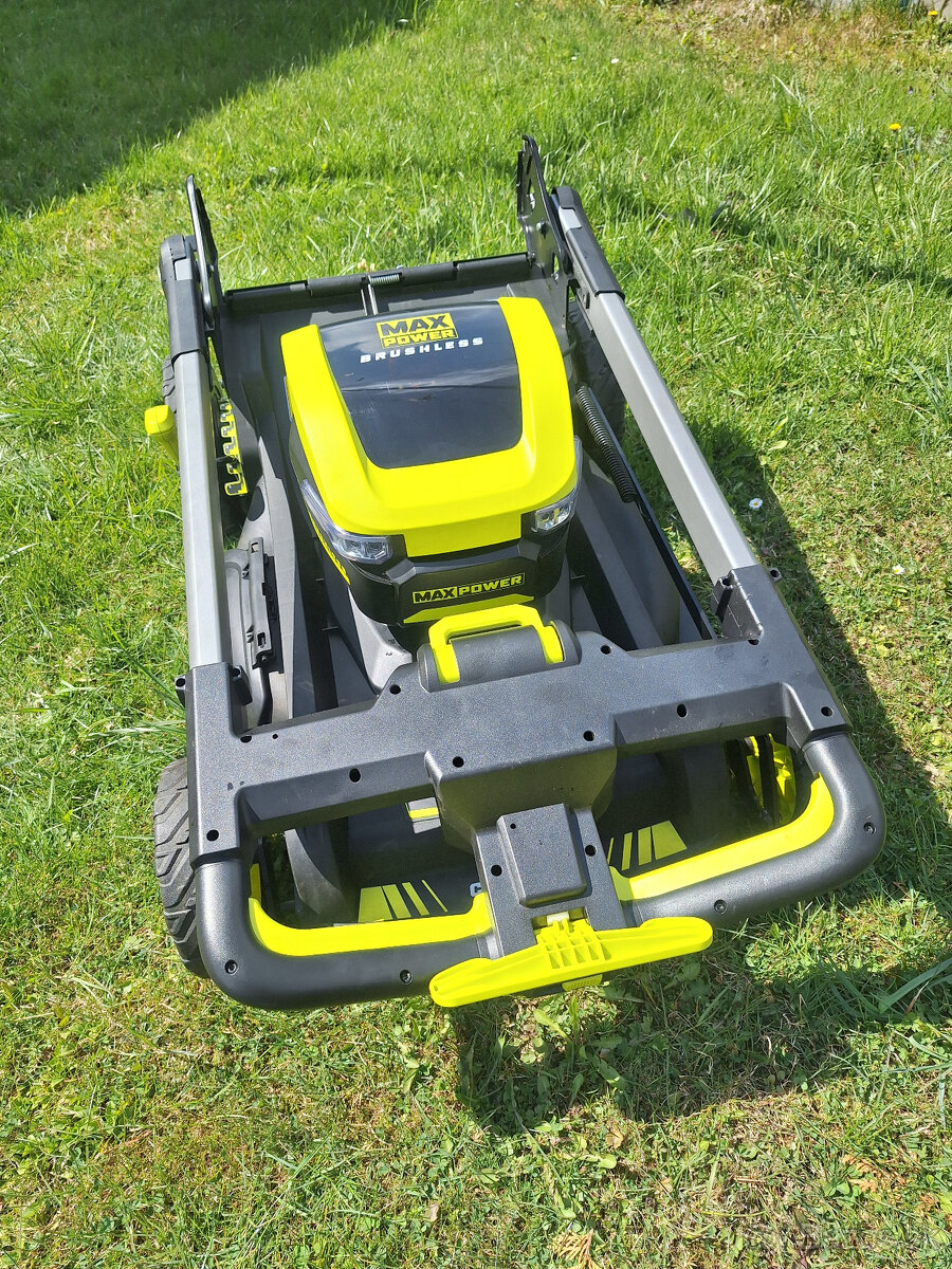 Kosačka RYOBI - 3
