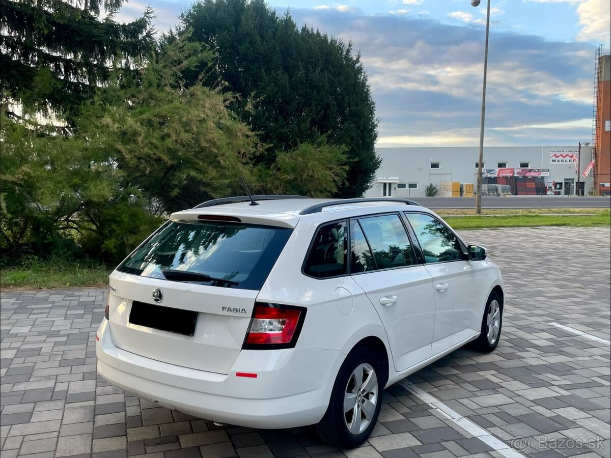 Škoda Fabia - 3