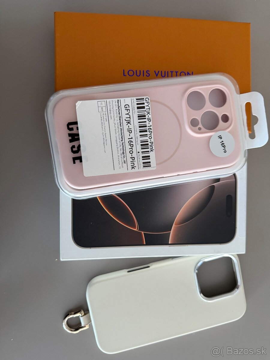 Iphone 16 Pro 256GB Desert Titanium - 3