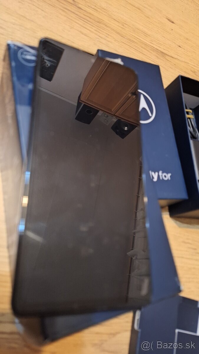 Motorola Edge 20 Pro - 3
