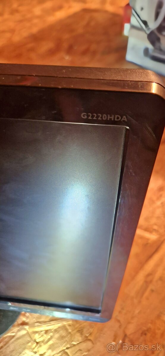 BENQ LCD monitor - 3