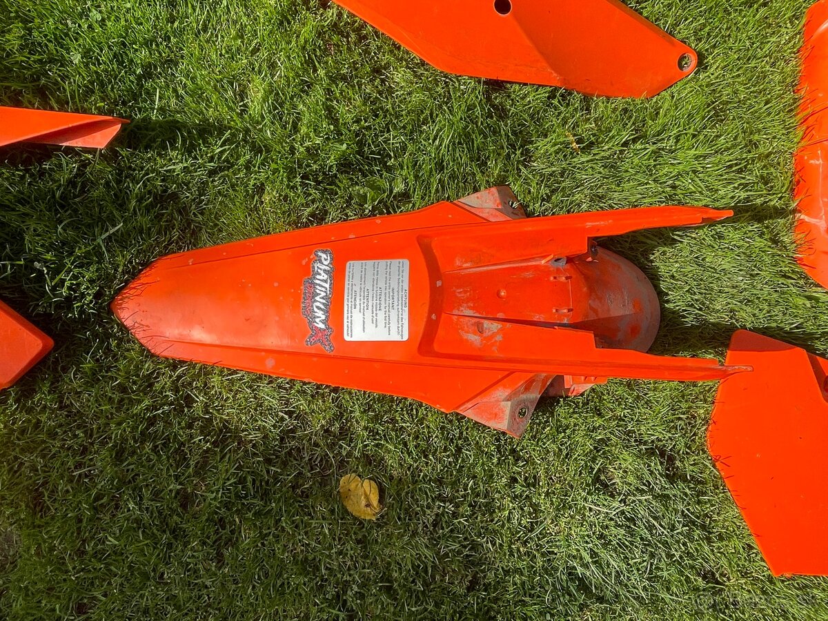 Ktm plasty - 3