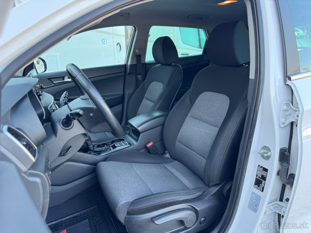 Hyundai Tucson 1.6 Style 4x4 Automat Facelift, 1. Majitel - 3