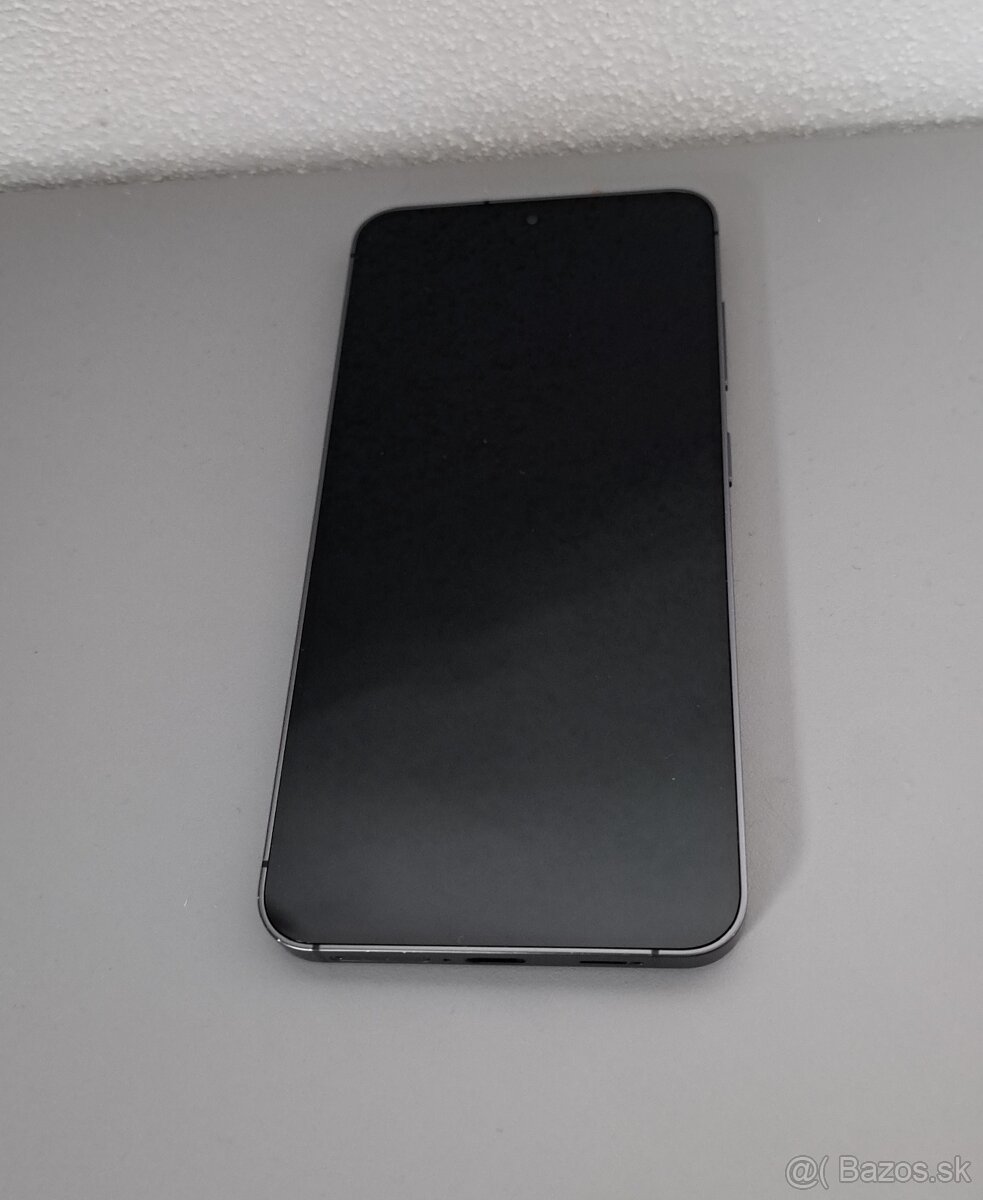 Samsung Galaxy S24 - 3