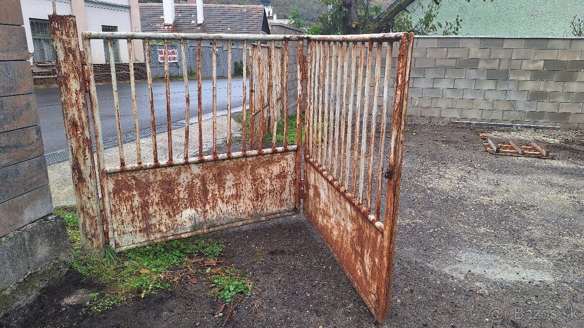 Dvojkrídlová brána - 3