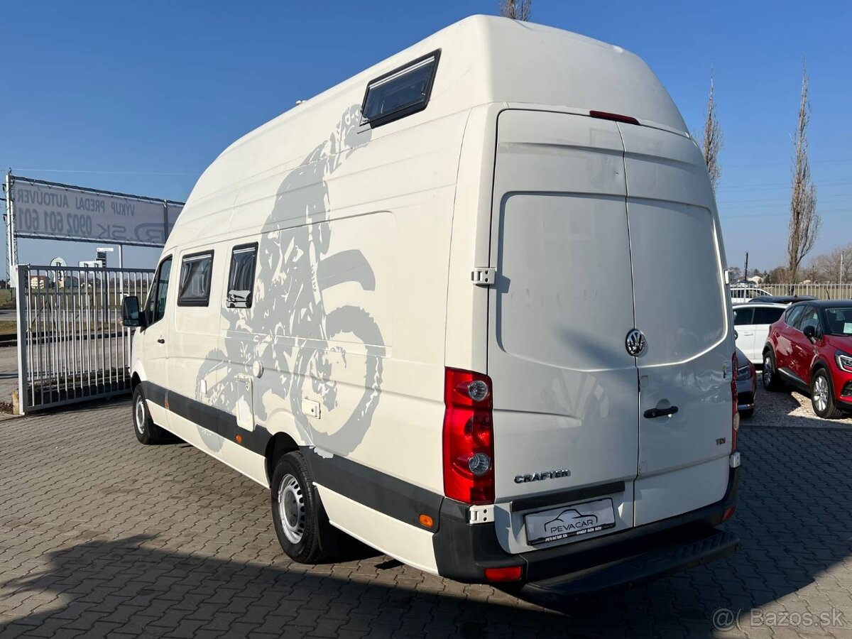 Obytná dodávka VW Crafter 2.5 TDI 120kw MT6 - 3