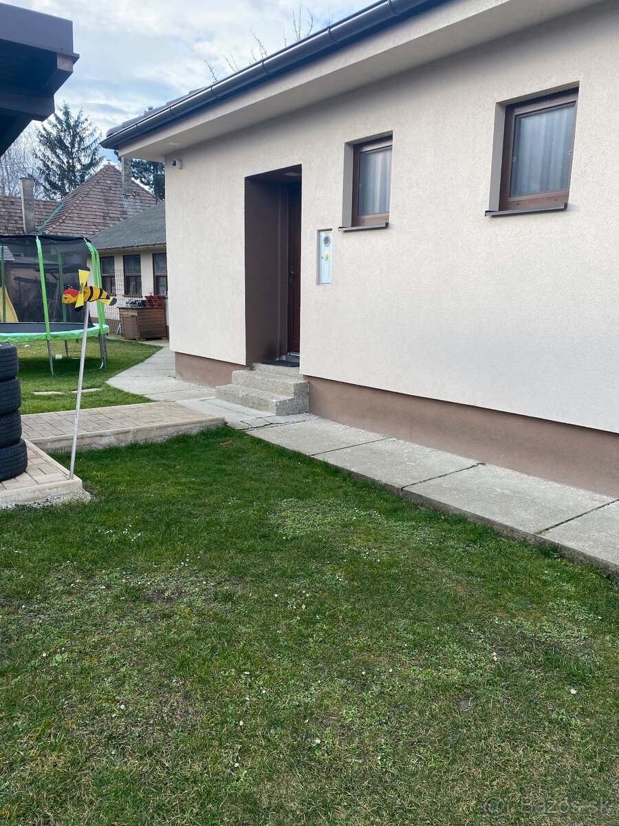 PREDAM 3IZBOVY DOM V D.LUŽNEJ - 3