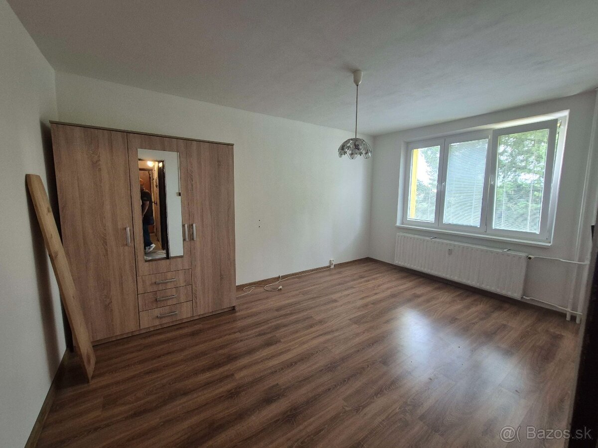 3-izbovy byt - 3