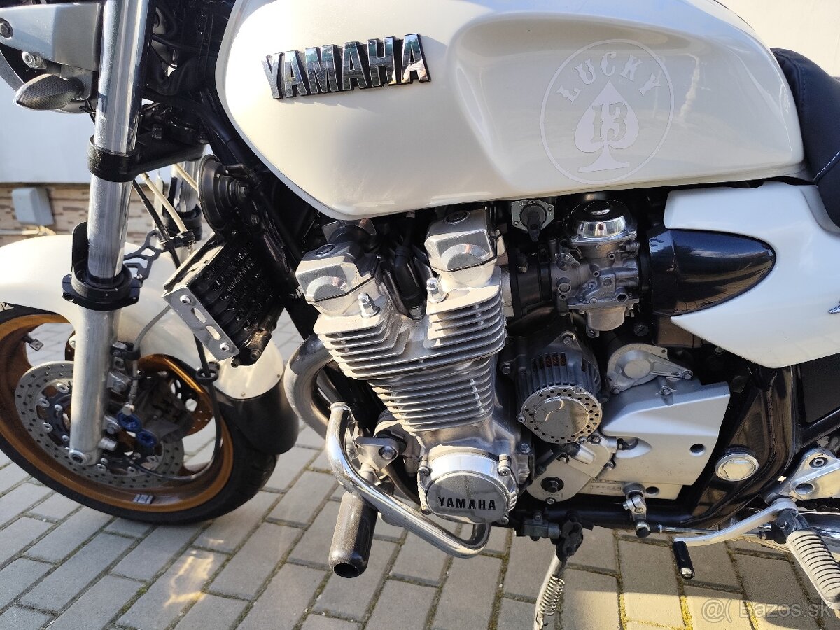 Yamaha XJR 1300 - 3