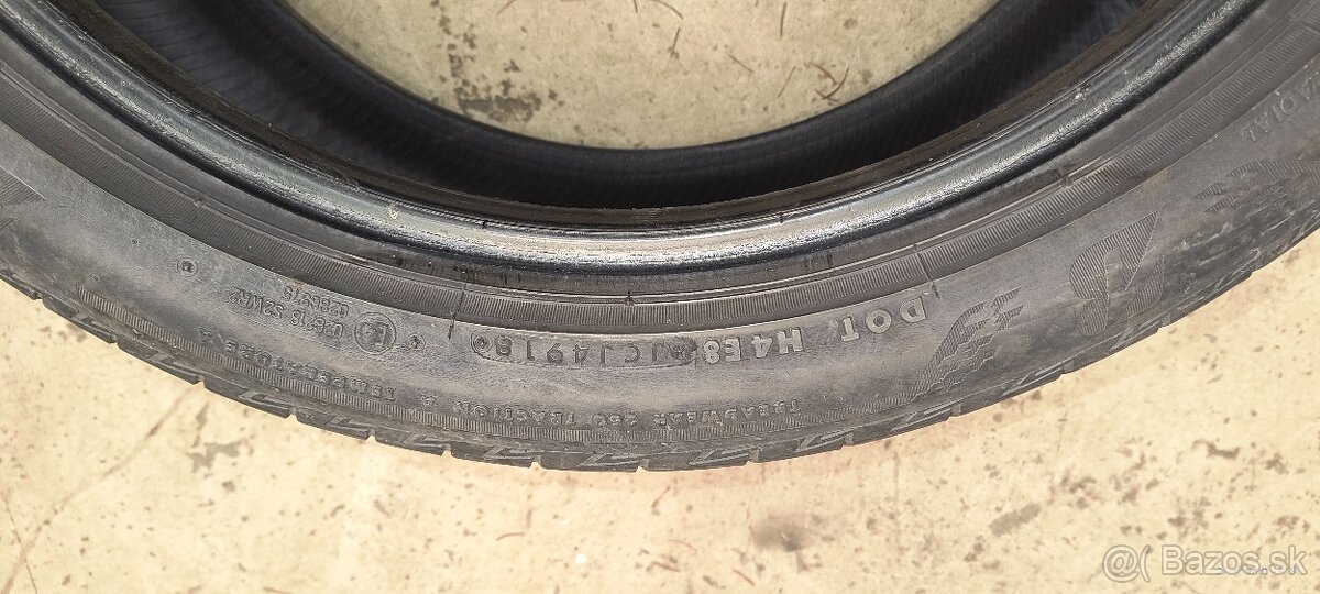 Bridgestone 225/45r19 - 3